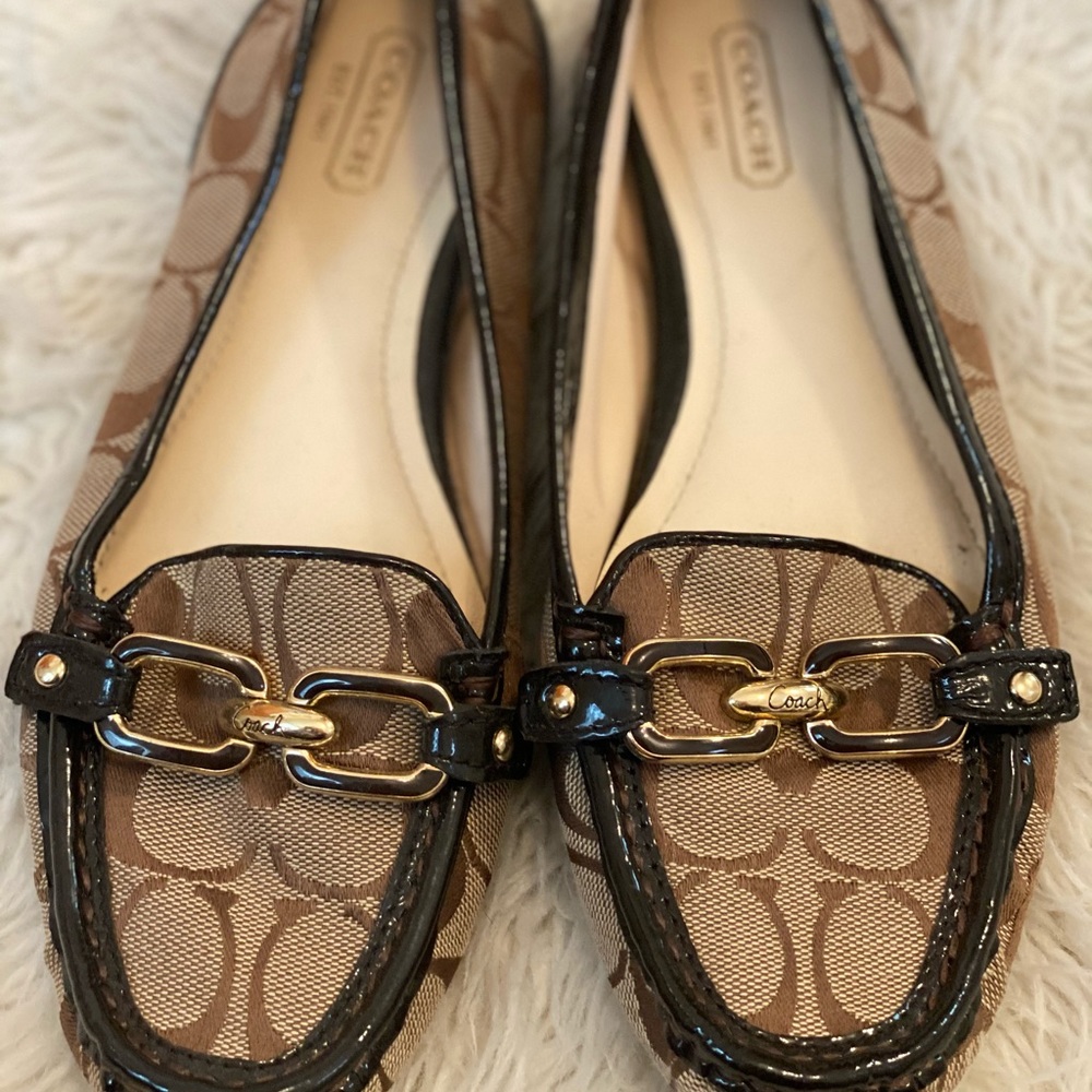 Coach Flats